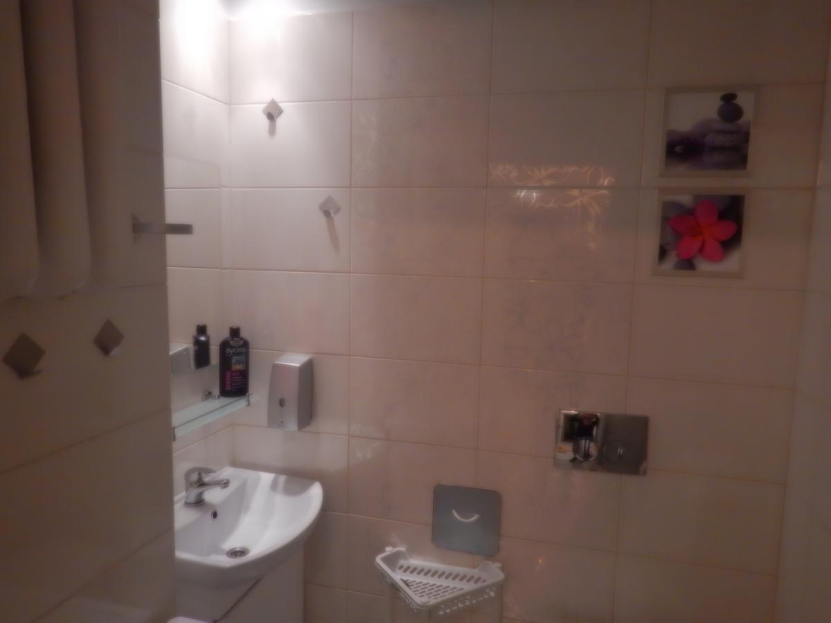 Central Warsaw Apartment מראה חיצוני תמונה